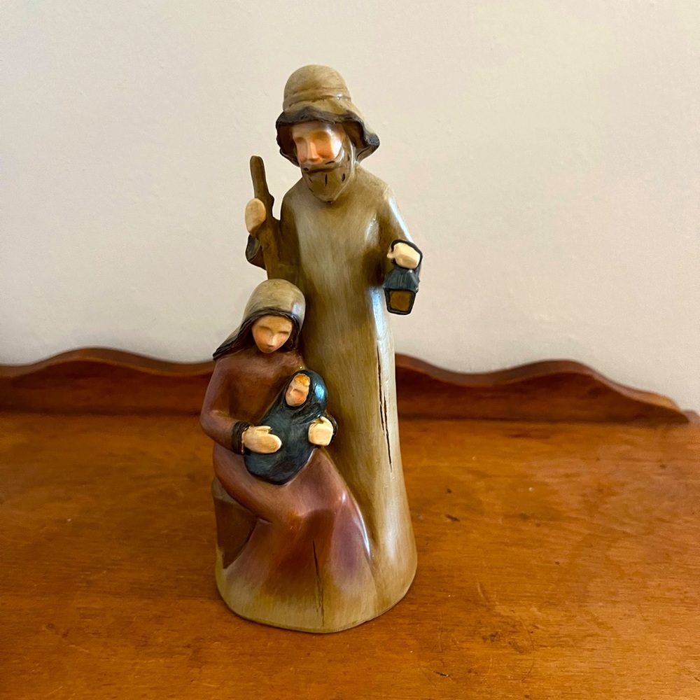 Holy Family Figurine TII Collections Handcrafted Resin - 7"